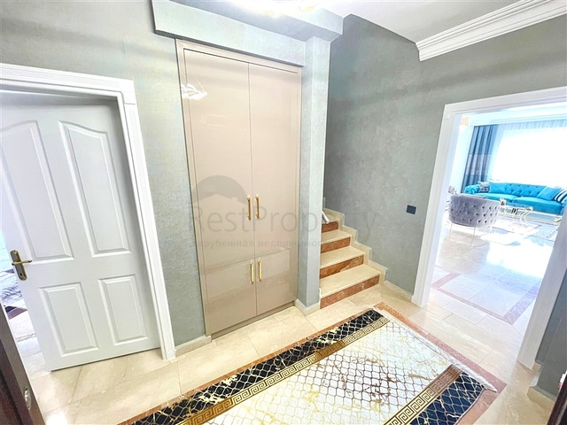 3+1 penthouse in Oba district