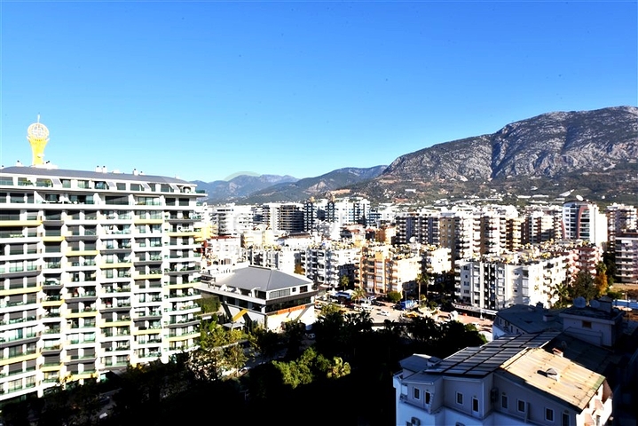 Two-bedroom apartment with panoramic sea view