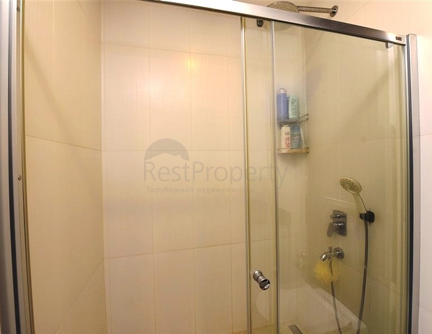 Two-bedroom apartment with panoramic sea view