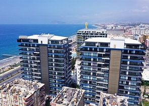 Two-bedroom apartment with panoramic sea view