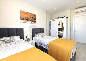 Two-bedroom apartment with panoramic sea view