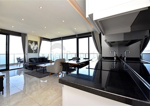 Two-bedroom apartment with panoramic sea view