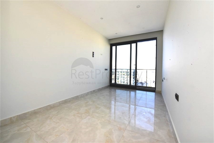 Huge 3+1 view apartment on the first coastline