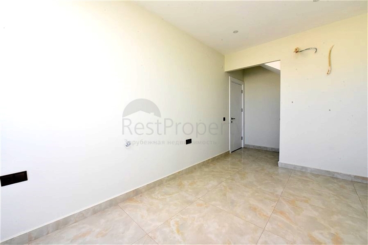 Huge 3+1 view apartment on the first coastline