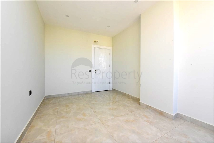 Huge 3+1 view apartment on the first coastline