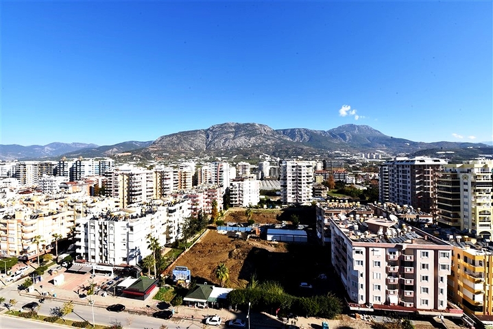 Huge 3+1 view apartment on the first coastline