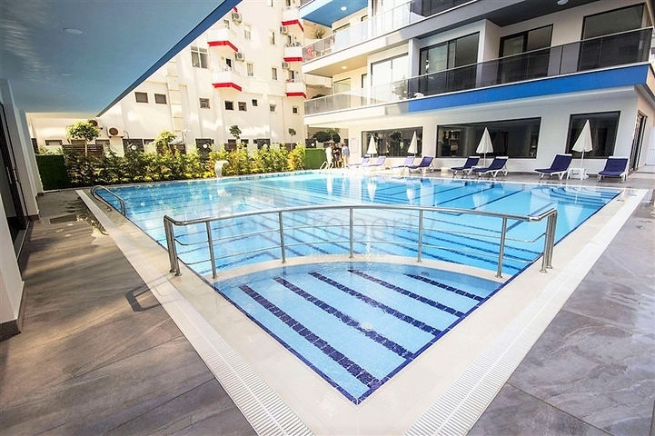 Huge 3+1 view apartment on the first coastline