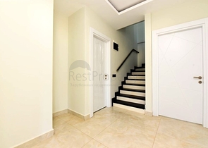 Huge 3+1 view apartment on the first coastline