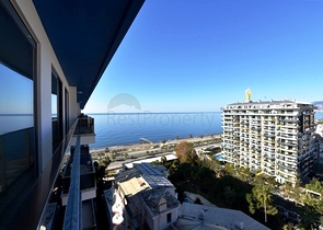 Huge 3+1 view apartment on the first coastline