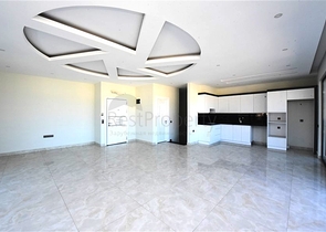 Huge 3+1 view apartment on the first coastline