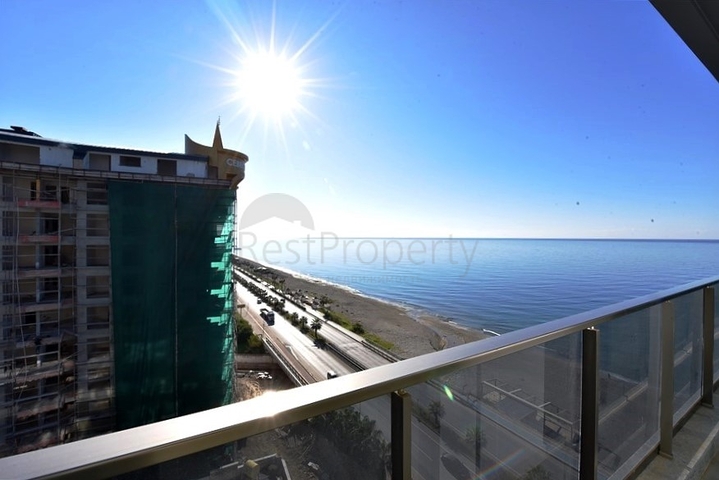 2+1 apartment with panoramic sea view in Mahmutlar area
