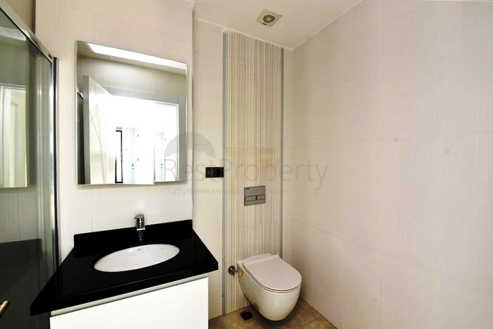 2+1 apartment with panoramic sea view in Mahmutlar area