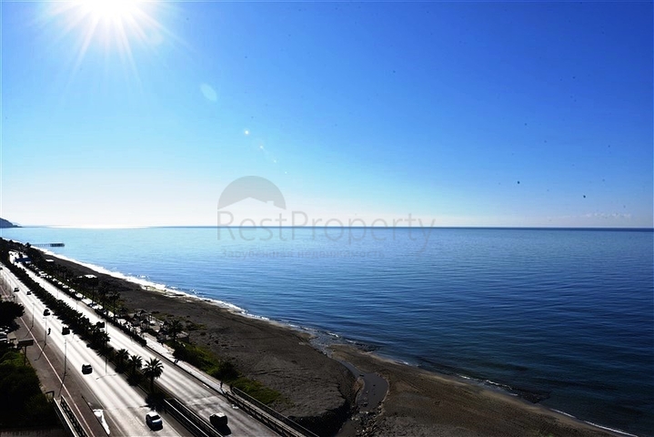 2+1 apartment with panoramic sea view in Mahmutlar area