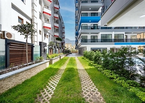 2+1 apartment with panoramic sea view in Mahmutlar area