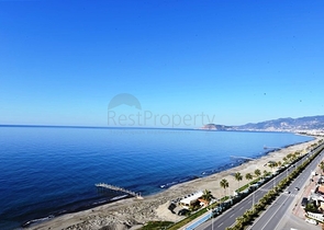 2+1 apartment with panoramic sea view in Mahmutlar area