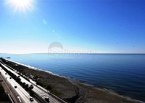 2+1 apartment with panoramic sea view in Mahmutlar area