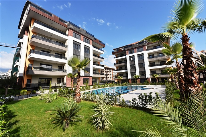 Luxury 3+1 garden duplex in Oba district 