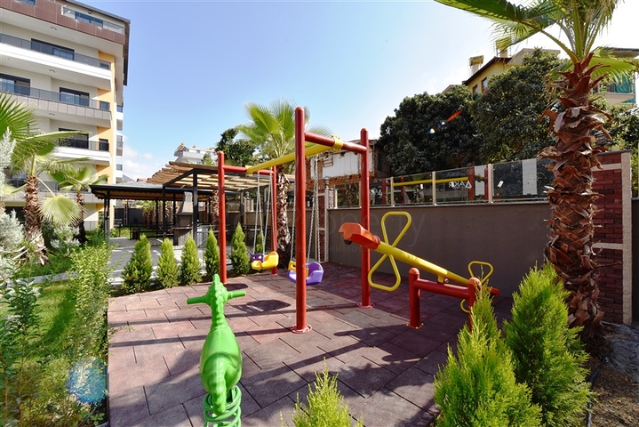 Luxury 3+1 garden duplex in Oba district 