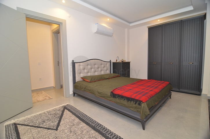 Luxury 3+1 garden duplex in Oba district 