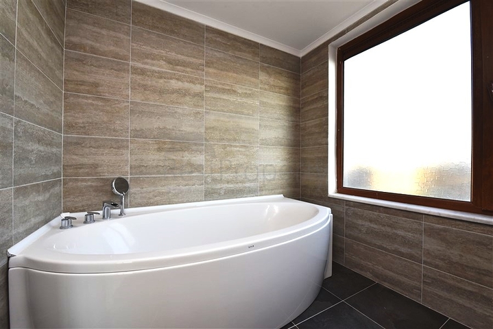 Spacious two-bedroom apartment on the first coastline