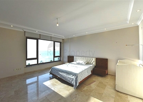 Spacious two-bedroom apartment on the first coastline