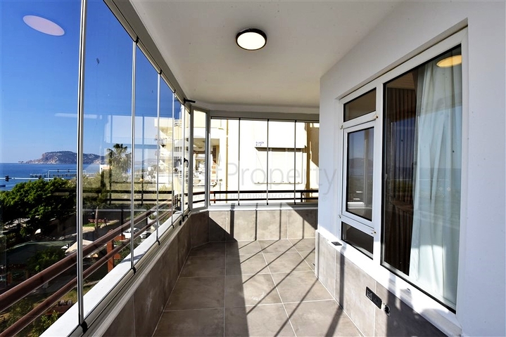 Cozy 2+1 apartment with sea view in Tosmura