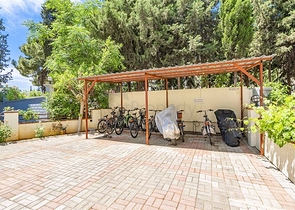 Two-bedroom apartment in Cleopatra beach area