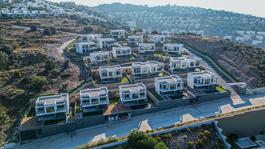 A new complex with panoramic sea views in a cozy location in Yalikavak district.