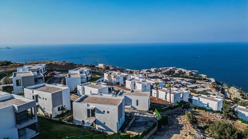 A new complex with panoramic sea views in a cozy location in Yalikavak district.
