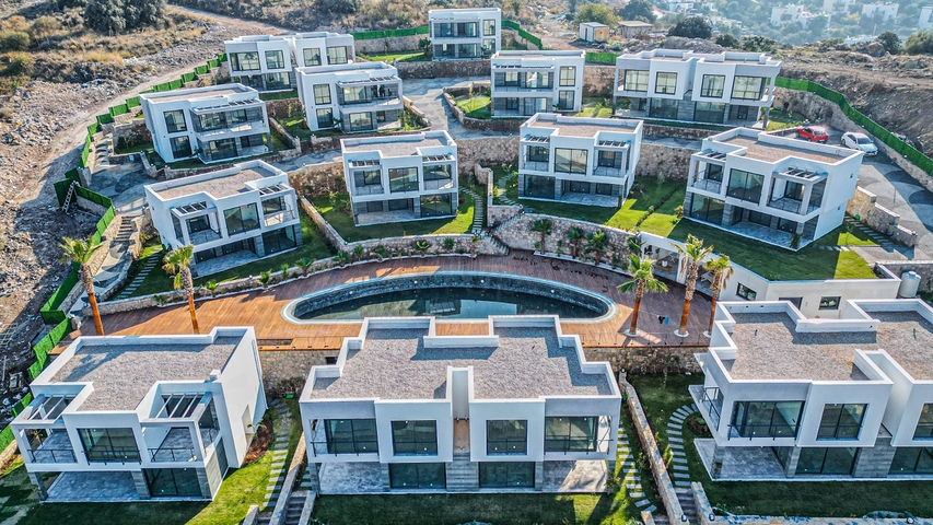 A new complex with panoramic sea views in a cozy location in Yalikavak district.