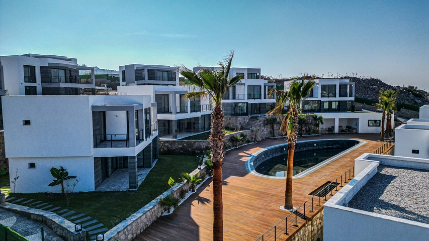 A new complex with panoramic sea views in a cozy location in Yalikavak district.