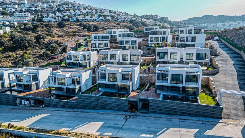 A new complex with panoramic sea views in a cozy location in Yalikavak district.