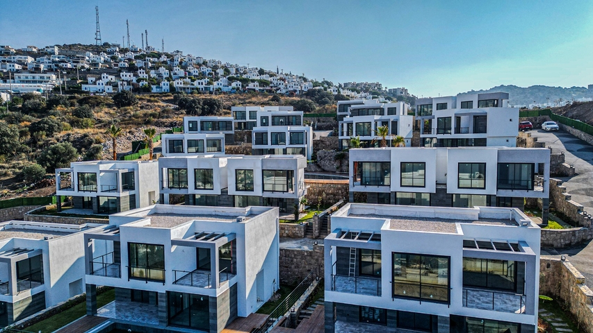 A new complex with panoramic sea views in a cozy location in Yalikavak district.