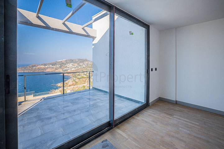 A new complex with panoramic sea views in a cozy location in Yalikavak district.