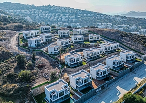 A new complex with panoramic sea views in a cozy location in Yalikavak district.