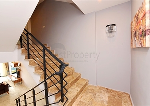 5+1 villa in the central area of Alanya