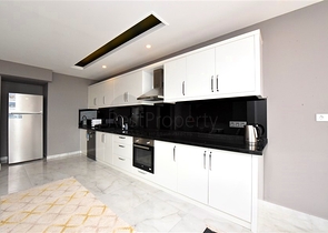 5+1 villa in the central area of Alanya