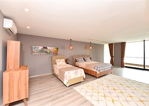 5+1 villa in the central area of Alanya