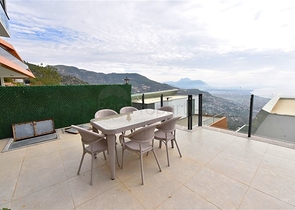 5+1 villa in the central area of Alanya