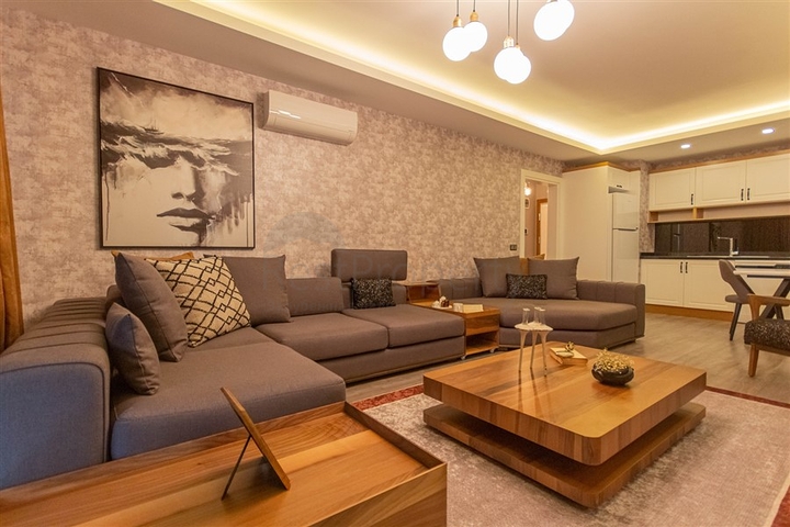 Furnished 2+1 apartment on the first coastline in Mahmutlar