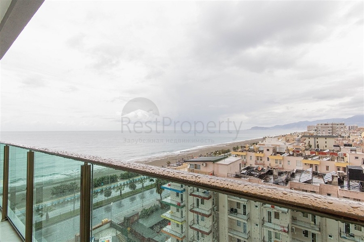 Furnished 2+1 apartment on the first coastline in Mahmutlar