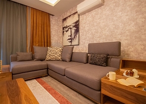 Furnished 2+1 apartment on the first coastline in Mahmutlar