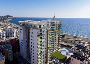 Furnished 2+1 apartment on the first coastline in Mahmutlar