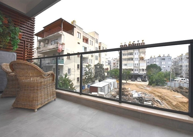 1+1 in the very center of Alanya