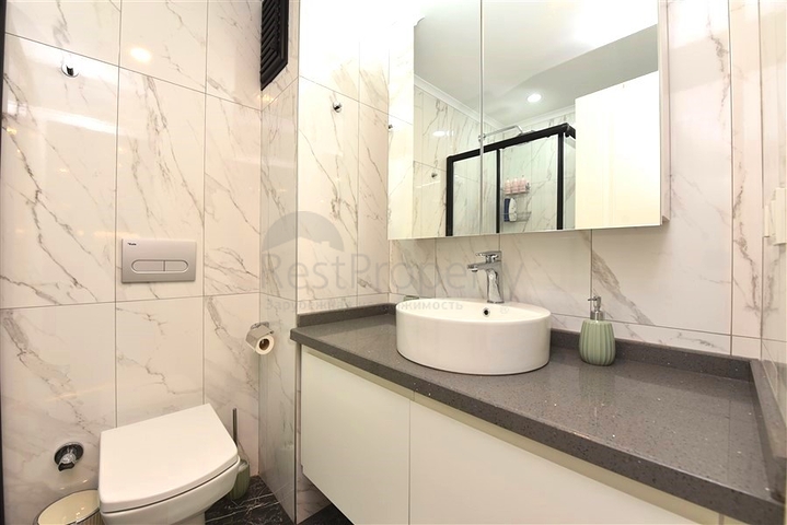 1+1 in the very center of Alanya