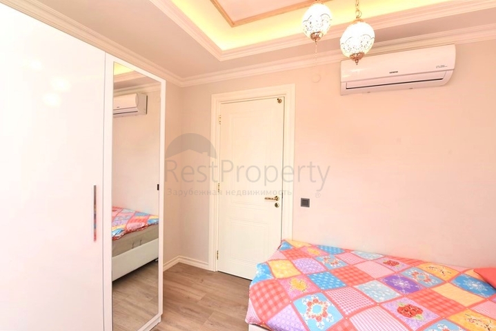 2+1 apartment in a top complex in the center of Alanya