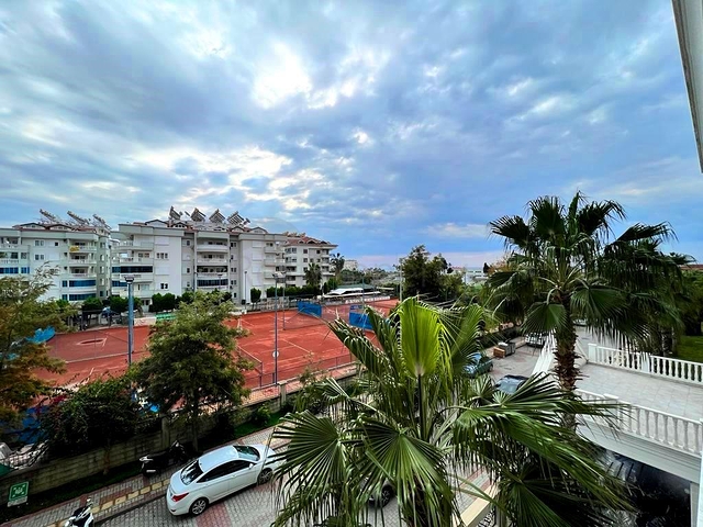 2+1 apartment in a top complex in the center of Alanya