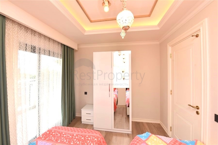 2+1 apartment in a top complex in the center of Alanya