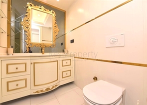 2+1 apartment in a top complex in the center of Alanya