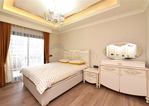 2+1 apartment in a top complex in the center of Alanya